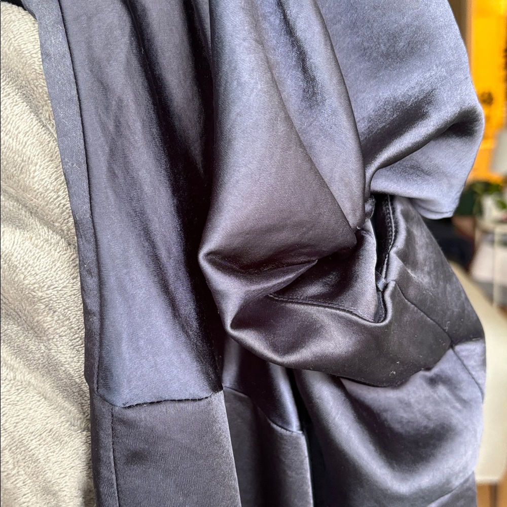 12 Rue Colette Midnight Navy Satin Jumpsuit Size L - Picture 6 of 14